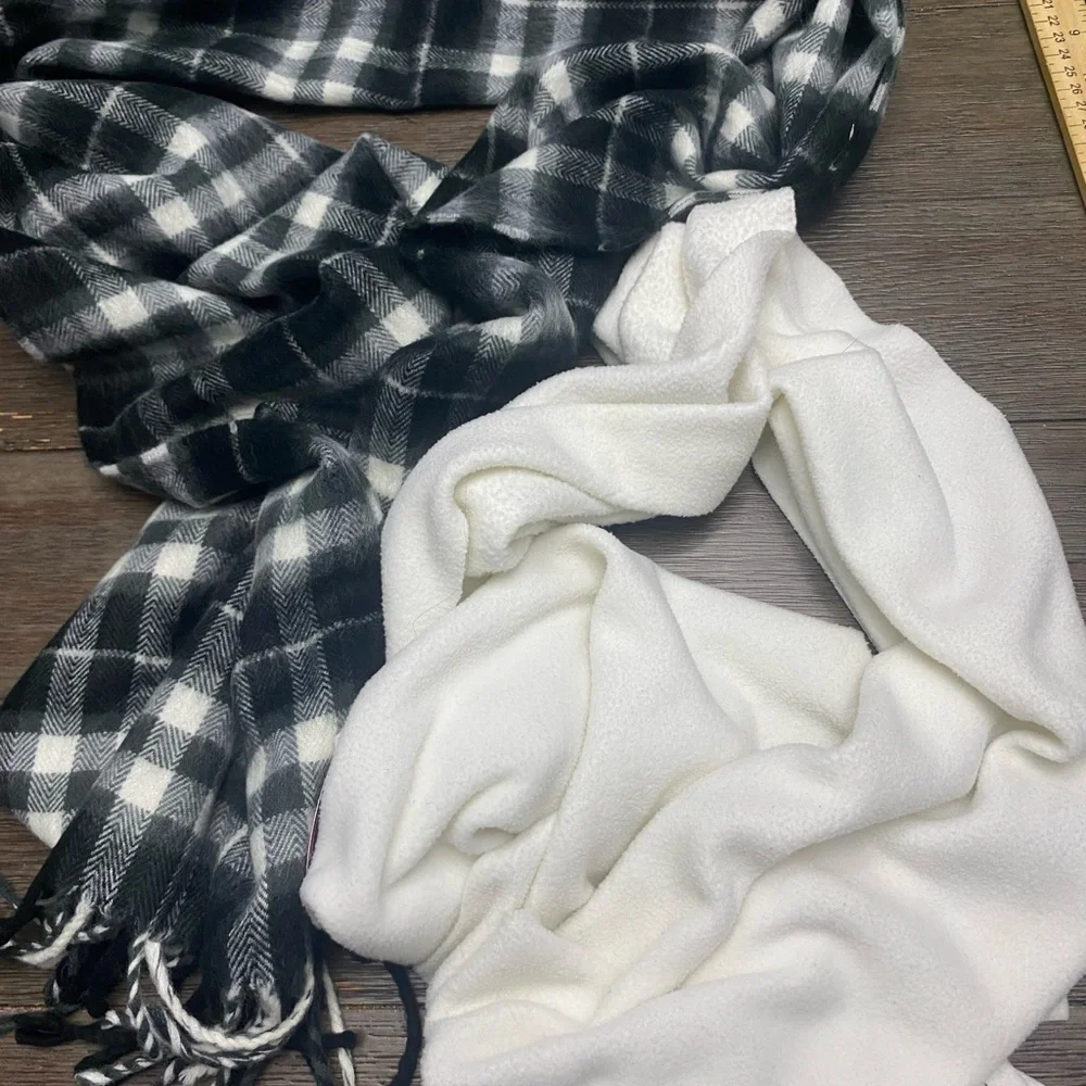 Lot of 2 scarves scarf black/white plaid white  fringe ends papillon/old navy